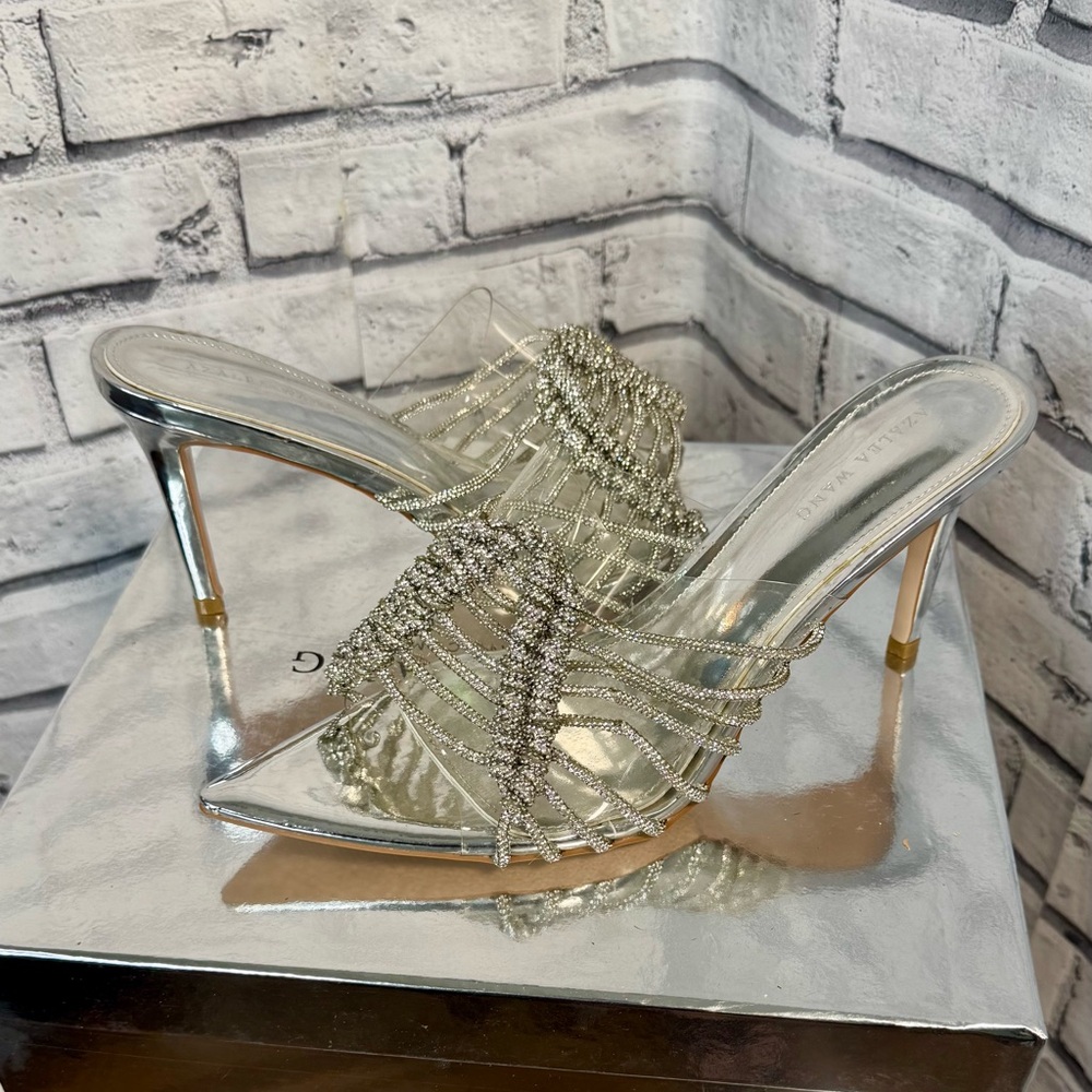 AZALEA WANG VERITY SILVER SPARKLE SANDAL | Size 10